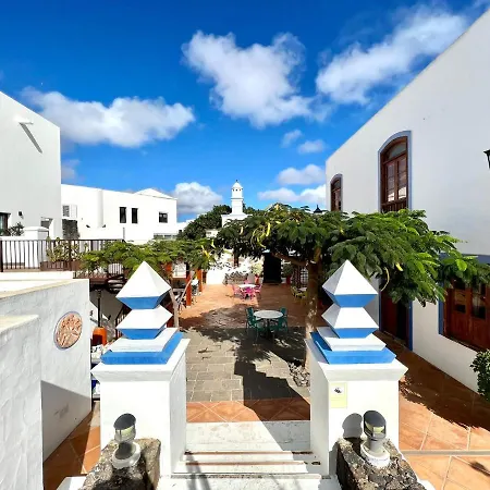 Apartamento Doble Con Terraza O Balcon, Bb, Wifi Vista A Volcán En Yaiza Yaiza (Lanzarote)